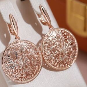 ♥️ E 5 / $20 Elegant Rose Gold Filigree Circle Earrings